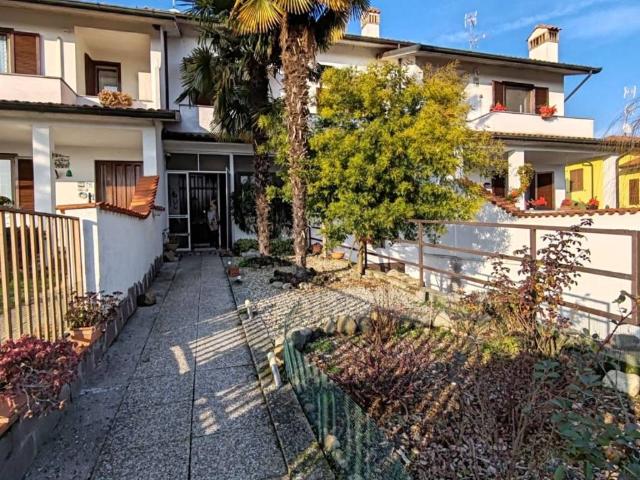 Villa Schiera in vendita a Zinasco, Lombardia