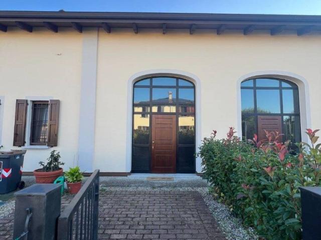 Villa Indipendente in vendita a Unione dei comuni Valli del Reno, Lavino e Samoggia, Zola Predosa