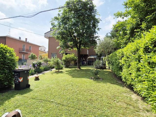 Villa Schiera in vendita a Unione dei comuni Valli del Reno, Lavino e Samoggia, Zola Predosa
