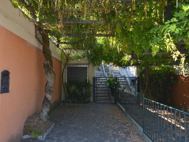 Villa Schiera in vendita a Rivabella, Zola Predosa