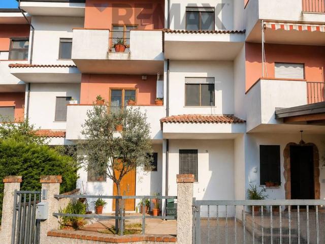 Villa Schiera in vendita a Calabria, Cosenza