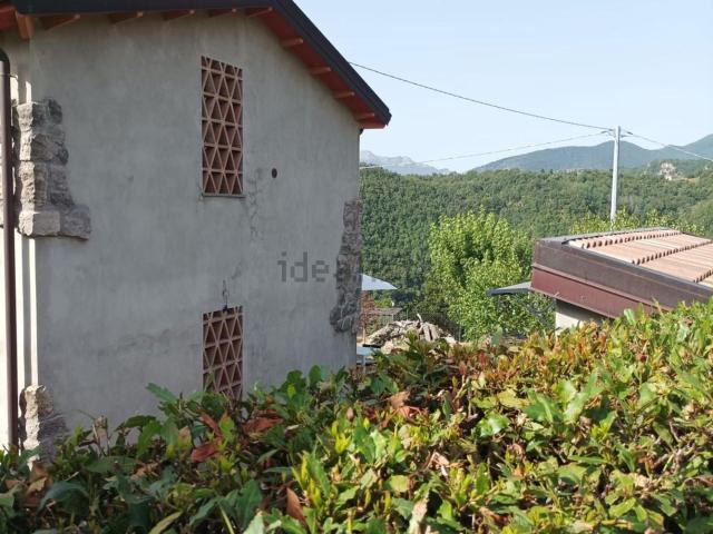 Casa in vendita a Unione Comuni Garfagnana, Castelnuovo Di Garfagnana