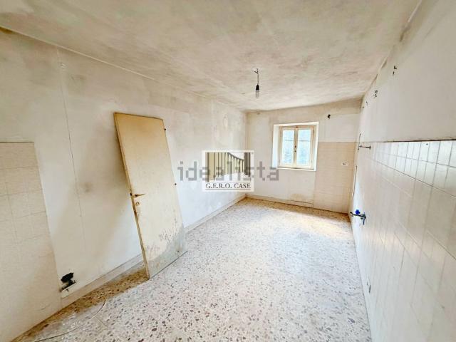 Casa in vendita a Porano, Terni