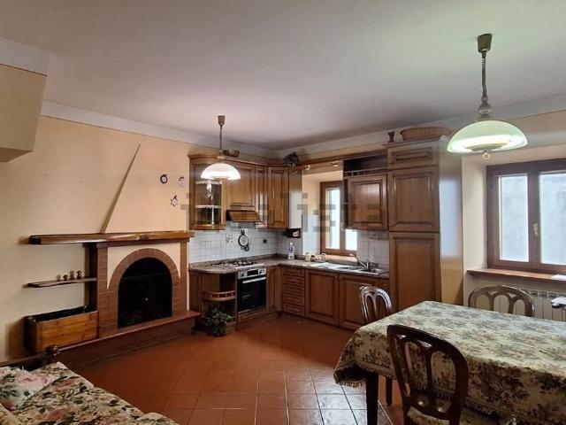 Casa in vendita a Unione dei comuni Media Valle del Serchio, Borgo A Mozzano