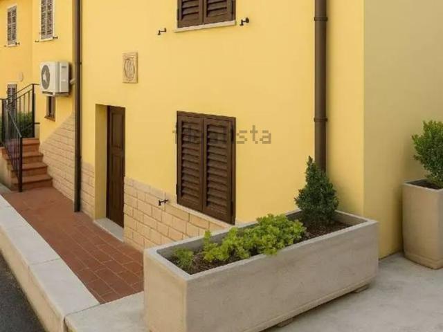 Casa in vendita a Vismara, Pesaro