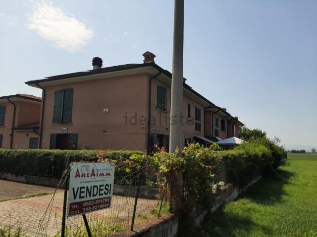 Casa in vendita a Argine, Cadelbosco di Sopra