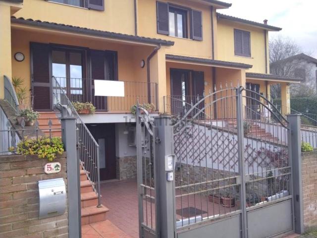 Casa in vendita a Città Della Pieve, Umbria