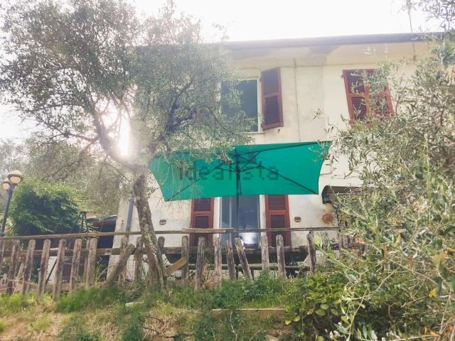Casa in vendita a L'Annunziata, Luni