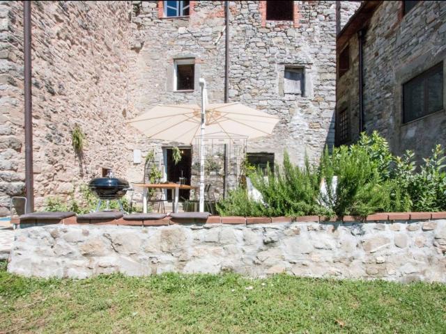Casa in vendita a Vetriano, Pescaglia