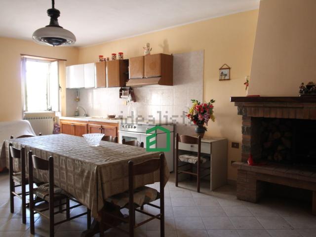 Casa in vendita a Attigliano, Terni