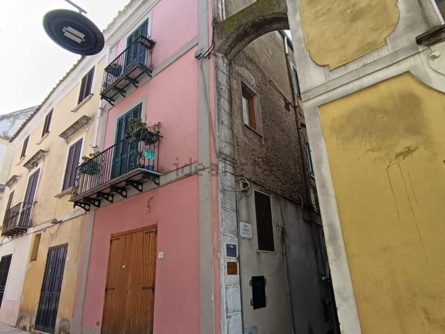 Casa in vendita a Caiazzo, Campania
