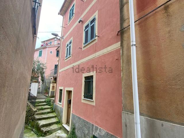 Casa in vendita a Davagna, Liguria