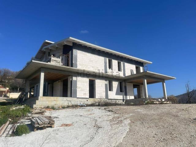 Casa in vendita a Ferentino, Lazio
