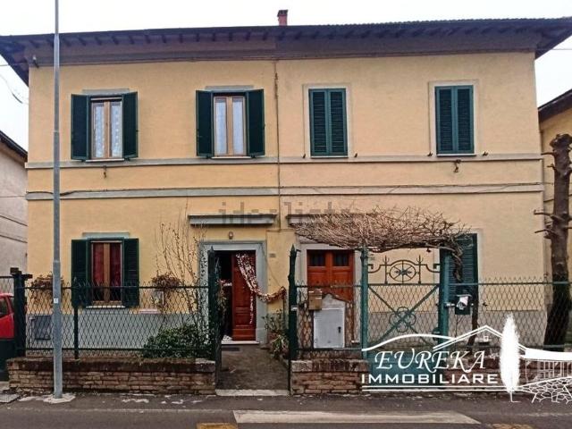 Casa in vendita a Chiusi Scalo, Chiusi Città