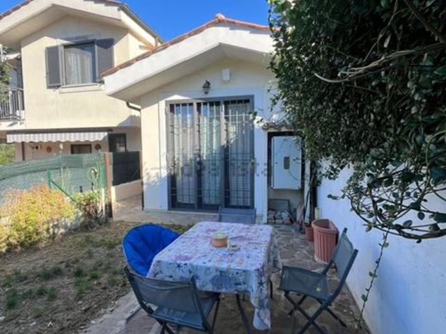 Casa in vendita a Manziana, Roma Capitale