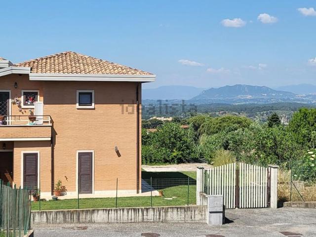 Casa in vendita a Roma Capitale, Lazio