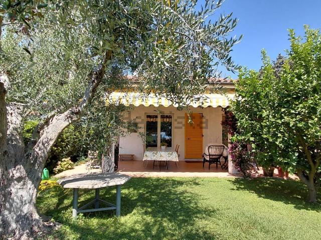 Casa in vendita a Marche, Ancona