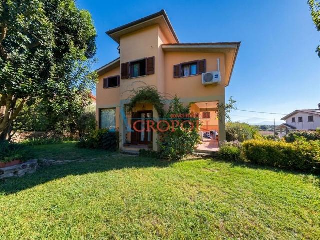 Casa in vendita a Ponton dell'Elce, Anguillara Sabazia