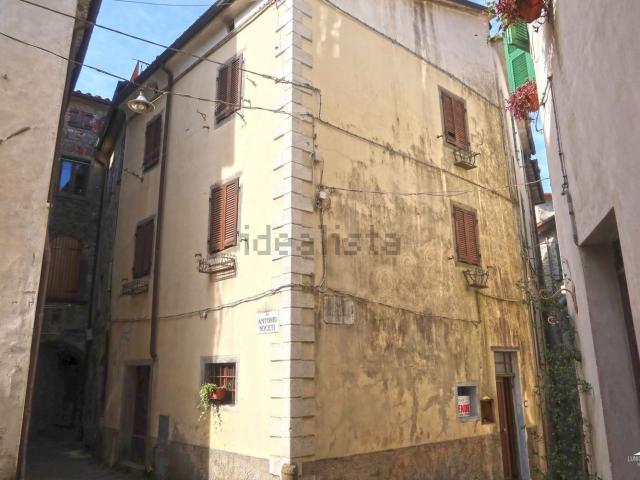 Casa in vendita a Unione di comuni Montana Lunigiana, Bagnone