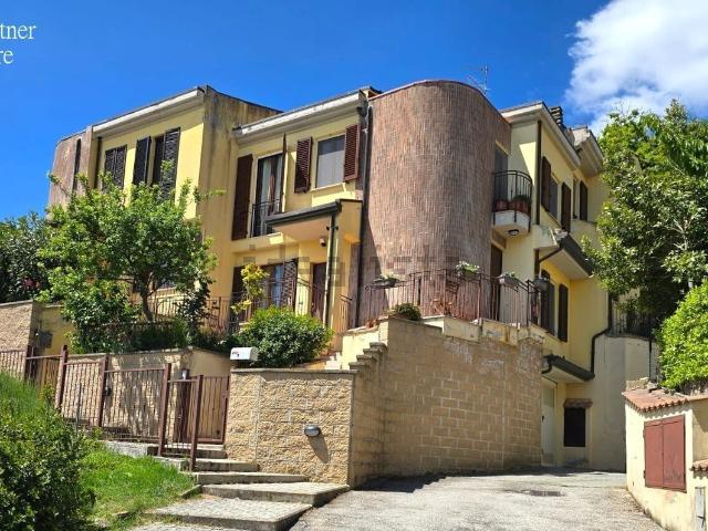 Casa in vendita a Torrita, Toscana