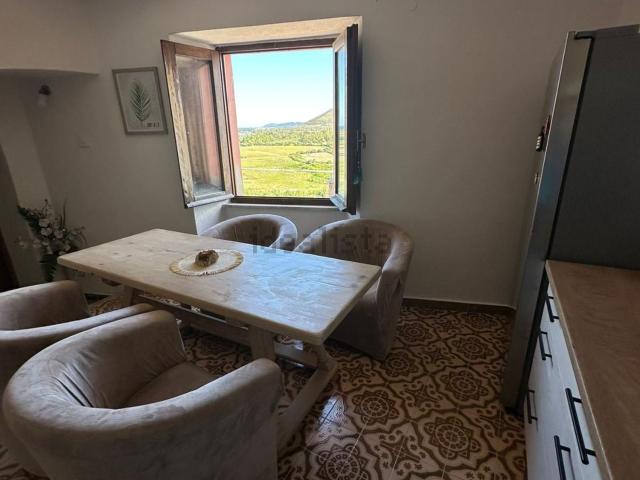 Casa in vendita a Posada, Sardigna/Sardegna