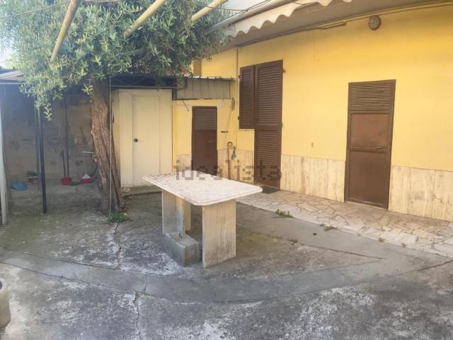 Casa in vendita a Ponsacco, Toscana