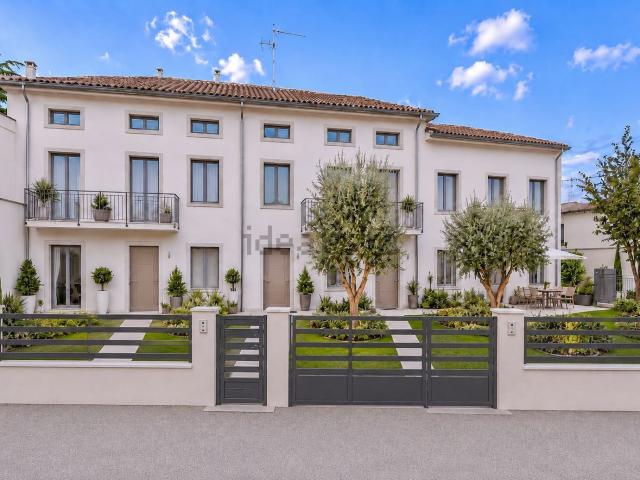 Casa in vendita a Bovolone, Veneto