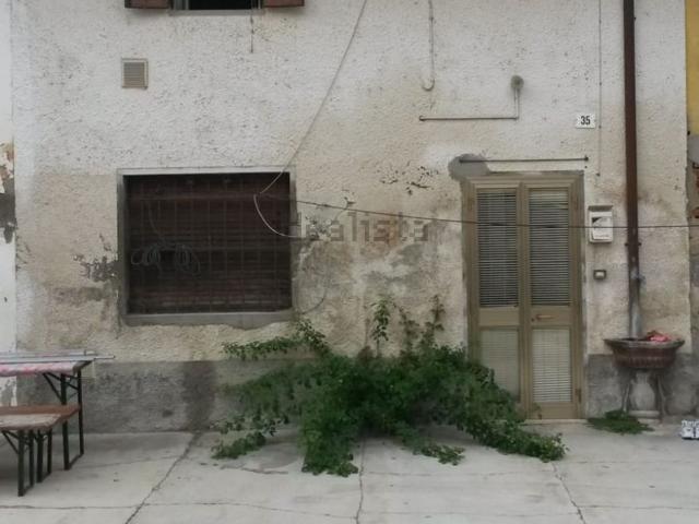 Casa in vendita a Arena Po, Lombardia