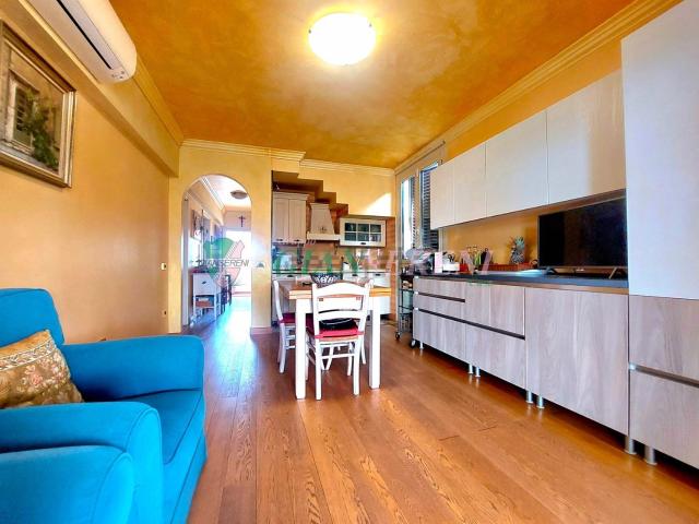 Casa in vendita a Follonica, Toscana
