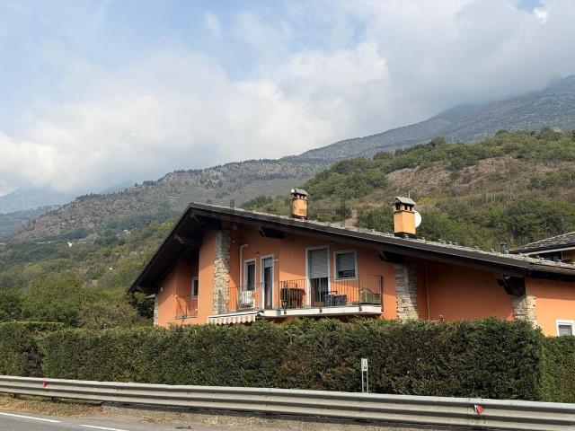 Casa in vendita a Villefranche, Quart