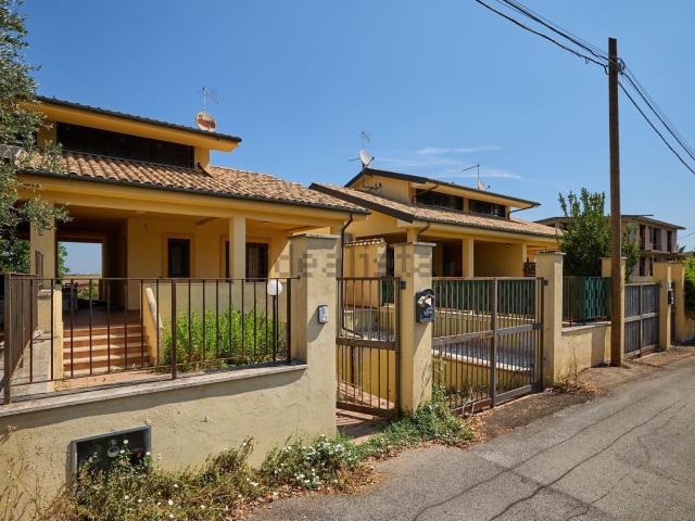 Casa in vendita a Monte Migliore, Roma Capitale