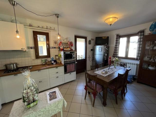 Casa in vendita a San Carlo, Marina Di Massa
