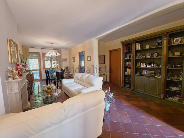Casa in vendita a San Venanzo, Spoleto