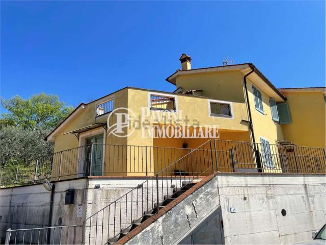 Casa in vendita a Pistoia, Toscana
