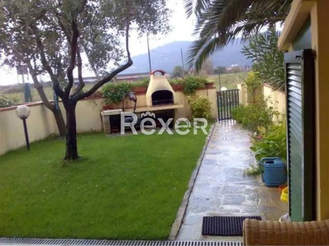 Casa in vendita a Ameglia, Liguria