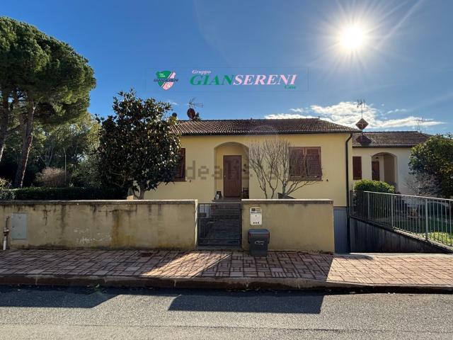 Casa in vendita a Suvereto, Toscana