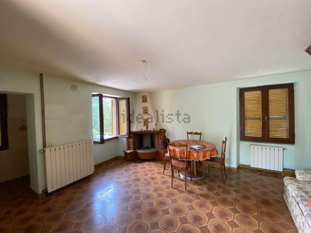 Casa in vendita a Alta Val Tidone, Pecorara
