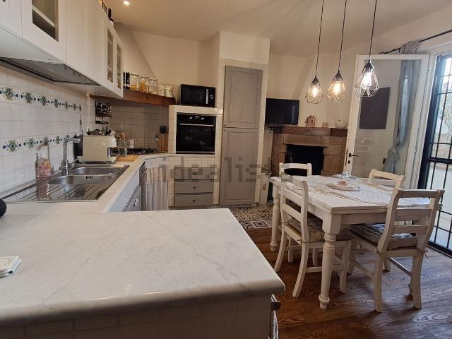Casa in vendita a Carmignano, Toscana