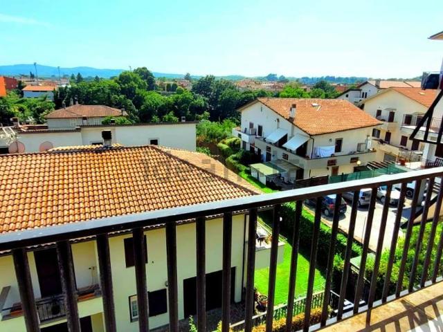 Casa in vendita a Sutri, Lazio