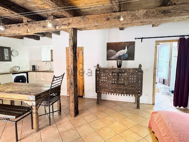 Casa in vendita a Borgo Santo Stefano / Dolenja vas, Trieste