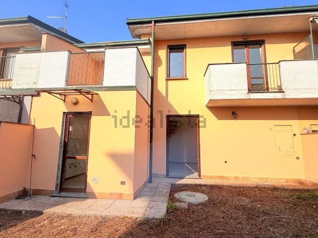 Casa in vendita a Tromello, Pavia