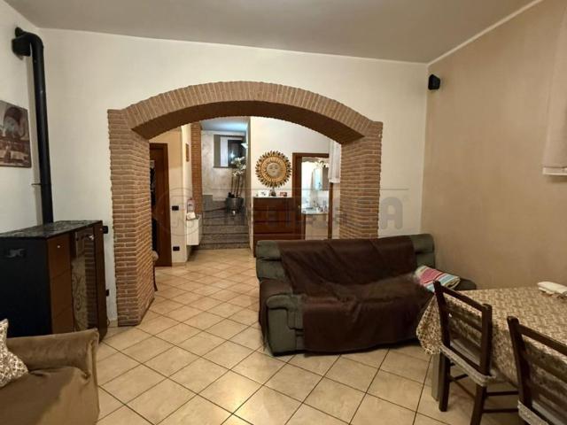 Casa in vendita a Montoro, Campania