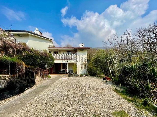 Casa in vendita a Caprino Veronese, Veneto