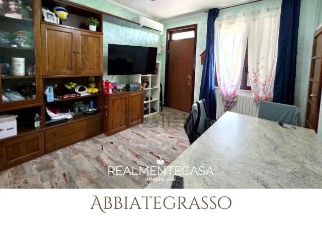 Casa in vendita a Abbiategrasso, Milano