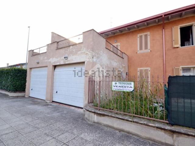 Casa in vendita a Verolavecchia, Lombardia