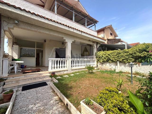 Casa in vendita a Colle Romito, Ardea