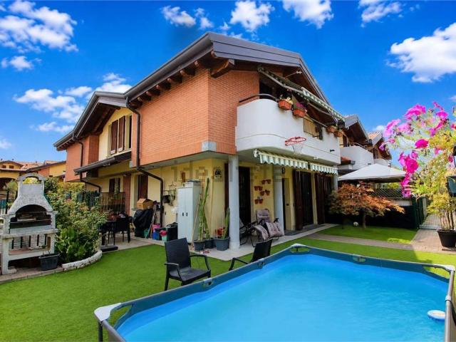 Casa in vendita a Cavenago Brianza, Lombardia