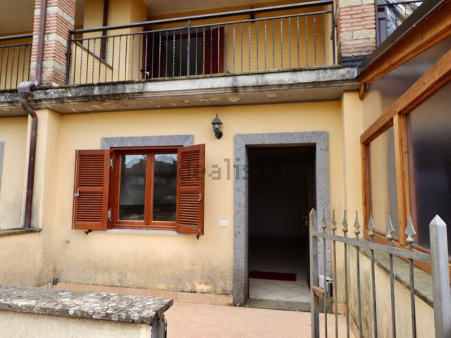 Casa in vendita a Sutri, Lazio