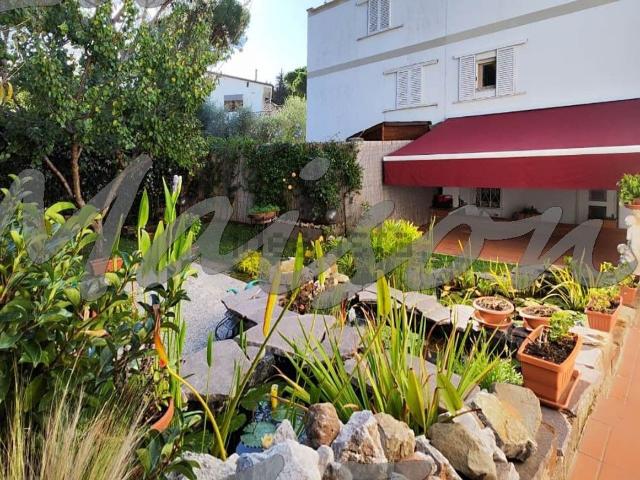 Casa in vendita a Puntone di Scarlino, Scarlino
