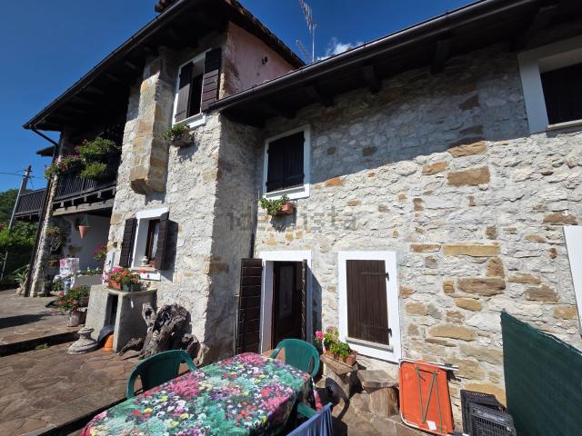 Casa in vendita a Poffabro / Pofavri, Frisanco / Frisanc